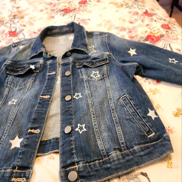 Wonder Nation brand 14/16 plus size jean jacket with stars NWOT - Picture 4 of 5